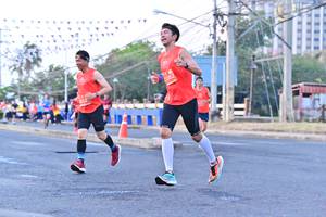 BIB: 082
                            <button type="button" onclick="openModal(12824483)" class="btn btn-primary btn-sm float-right btn-popup" data-toggle="modal" data-target=".modal-high-quality">
                        <i class="fas fa-shopping-cart"></i> Add to Cart
                    </button>
                                            <button type="button" onclick="isThisMe(12824483, true)" class="btn btn-success btn-sm float-right btn-popup btn-isme hidden" data-toggle="tooltip" data-placement="bottom" title="นี่คือรูปของคุณใช่ไหม คลิกที่นี่เพื่อเอาเข้าอัลบั้ม">
                        <i class="fas fa-plus"></i> Add to album
                    </button>
                    <button type="button" onclick="isThisMe(12824483, false)" class="btn btn-warning btn-sm float-right btn-popup btn-isnotme hidden">
                        <i class="fas fa-ban"></i> Remove from album
                    </button>