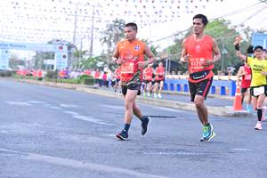 BIB: 81715, 22273
                            <button type="button" onclick="openModal(12824596)" class="btn btn-primary btn-sm float-right btn-popup" data-toggle="modal" data-target=".modal-high-quality">
                        <i class="fas fa-shopping-cart"></i> Add to Cart
                    </button>
                                            <button type="button" onclick="isThisMe(12824596, true)" class="btn btn-success btn-sm float-right btn-popup btn-isme hidden" data-toggle="tooltip" data-placement="bottom" title="นี่คือรูปของคุณใช่ไหม คลิกที่นี่เพื่อเอาเข้าอัลบั้ม">
                        <i class="fas fa-plus"></i> Add to album
                    </button>
                    <button type="button" onclick="isThisMe(12824596, false)" class="btn btn-warning btn-sm float-right btn-popup btn-isnotme hidden">
                        <i class="fas fa-ban"></i> Remove from album
                    </button>