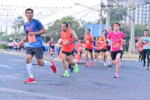 BIB: 20736, 25873, 20171
                            <button type="button" onclick="openModal(12824514)" class="btn btn-primary btn-sm float-right btn-popup" data-toggle="modal" data-target=".modal-high-quality">
                        <i class="fas fa-shopping-cart"></i> Add to Cart
                    </button>
                                            <button type="button" onclick="isThisMe(12824514, true)" class="btn btn-success btn-sm float-right btn-popup btn-isme hidden" data-toggle="tooltip" data-placement="bottom" title="นี่คือรูปของคุณใช่ไหม คลิกที่นี่เพื่อเอาเข้าอัลบั้ม">
                        <i class="fas fa-plus"></i> Add to album
                    </button>
                    <button type="button" onclick="isThisMe(12824514, false)" class="btn btn-warning btn-sm float-right btn-popup btn-isnotme hidden">
                        <i class="fas fa-ban"></i> Remove from album
                    </button>