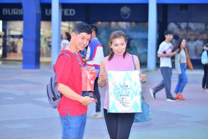 BIB: 
                            <button type="button" onclick="openModal(10532511)" class="btn btn-primary btn-sm float-right btn-popup" data-toggle="modal" data-target=".modal-high-quality">
                        <i class="fas fa-shopping-cart"></i> Add to Cart
                    </button>
                                            <button type="button" onclick="isThisMe(10532511, true)" class="btn btn-success btn-sm float-right btn-popup btn-isme hidden" data-toggle="tooltip" data-placement="bottom" title="นี่คือรูปของคุณใช่ไหม คลิกที่นี่เพื่อเอาเข้าอัลบั้ม">
                        <i class="fas fa-plus"></i> Add to album
                    </button>
                    <button type="button" onclick="isThisMe(10532511, false)" class="btn btn-warning btn-sm float-right btn-popup btn-isnotme hidden">
                        <i class="fas fa-ban"></i> Remove from album
                    </button>