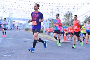 BIB: 8483, 034
                            <button type="button" onclick="openModal(12824410)" class="btn btn-primary btn-sm float-right btn-popup" data-toggle="modal" data-target=".modal-high-quality">
                        <i class="fas fa-shopping-cart"></i> Add to Cart
                    </button>
                                            <button type="button" onclick="isThisMe(12824410, true)" class="btn btn-success btn-sm float-right btn-popup btn-isme hidden" data-toggle="tooltip" data-placement="bottom" title="นี่คือรูปของคุณใช่ไหม คลิกที่นี่เพื่อเอาเข้าอัลบั้ม">
                        <i class="fas fa-plus"></i> Add to album
                    </button>
                    <button type="button" onclick="isThisMe(12824410, false)" class="btn btn-warning btn-sm float-right btn-popup btn-isnotme hidden">
                        <i class="fas fa-ban"></i> Remove from album
                    </button>