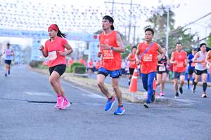 BIB: 23019, 165, 22282
                            <button type="button" onclick="openModal(12824439)" class="btn btn-primary btn-sm float-right btn-popup" data-toggle="modal" data-target=".modal-high-quality">
                        <i class="fas fa-shopping-cart"></i> Add to Cart
                    </button>
                                            <button type="button" onclick="isThisMe(12824439, true)" class="btn btn-success btn-sm float-right btn-popup btn-isme hidden" data-toggle="tooltip" data-placement="bottom" title="นี่คือรูปของคุณใช่ไหม คลิกที่นี่เพื่อเอาเข้าอัลบั้ม">
                        <i class="fas fa-plus"></i> Add to album
                    </button>
                    <button type="button" onclick="isThisMe(12824439, false)" class="btn btn-warning btn-sm float-right btn-popup btn-isnotme hidden">
                        <i class="fas fa-ban"></i> Remove from album
                    </button>