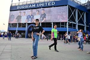 BIB: 
                            <button type="button" onclick="openModal(10531848)" class="btn btn-primary btn-sm float-right btn-popup" data-toggle="modal" data-target=".modal-high-quality">
                        <i class="fas fa-shopping-cart"></i> Add to Cart
                    </button>
                                            <button type="button" onclick="isThisMe(10531848, true)" class="btn btn-success btn-sm float-right btn-popup btn-isme hidden" data-toggle="tooltip" data-placement="bottom" title="นี่คือรูปของคุณใช่ไหม คลิกที่นี่เพื่อเอาเข้าอัลบั้ม">
                        <i class="fas fa-plus"></i> Add to album
                    </button>
                    <button type="button" onclick="isThisMe(10531848, false)" class="btn btn-warning btn-sm float-right btn-popup btn-isnotme hidden">
                        <i class="fas fa-ban"></i> Remove from album
                    </button>