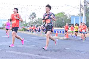 BIB: 20289, 21433
                            <button type="button" onclick="openModal(12824758)" class="btn btn-primary btn-sm float-right btn-popup" data-toggle="modal" data-target=".modal-high-quality">
                        <i class="fas fa-shopping-cart"></i> Add to Cart
                    </button>
                                            <button type="button" onclick="isThisMe(12824758, true)" class="btn btn-success btn-sm float-right btn-popup btn-isme hidden" data-toggle="tooltip" data-placement="bottom" title="นี่คือรูปของคุณใช่ไหม คลิกที่นี่เพื่อเอาเข้าอัลบั้ม">
                        <i class="fas fa-plus"></i> Add to album
                    </button>
                    <button type="button" onclick="isThisMe(12824758, false)" class="btn btn-warning btn-sm float-right btn-popup btn-isnotme hidden">
                        <i class="fas fa-ban"></i> Remove from album
                    </button>