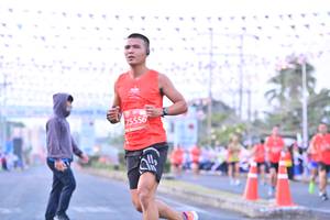 BIB: 25556
                            <button type="button" onclick="openModal(12824224)" class="btn btn-primary btn-sm float-right btn-popup" data-toggle="modal" data-target=".modal-high-quality">
                        <i class="fas fa-shopping-cart"></i> Add to Cart
                    </button>
                                            <button type="button" onclick="isThisMe(12824224, true)" class="btn btn-success btn-sm float-right btn-popup btn-isme hidden" data-toggle="tooltip" data-placement="bottom" title="นี่คือรูปของคุณใช่ไหม คลิกที่นี่เพื่อเอาเข้าอัลบั้ม">
                        <i class="fas fa-plus"></i> Add to album
                    </button>
                    <button type="button" onclick="isThisMe(12824224, false)" class="btn btn-warning btn-sm float-right btn-popup btn-isnotme hidden">
                        <i class="fas fa-ban"></i> Remove from album
                    </button>