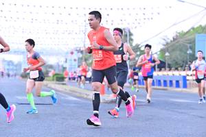 BIB: 21625, 369
                            <button type="button" onclick="openModal(12824272)" class="btn btn-primary btn-sm float-right btn-popup" data-toggle="modal" data-target=".modal-high-quality">
                        <i class="fas fa-shopping-cart"></i> Add to Cart
                    </button>
                                            <button type="button" onclick="isThisMe(12824272, true)" class="btn btn-success btn-sm float-right btn-popup btn-isme hidden" data-toggle="tooltip" data-placement="bottom" title="นี่คือรูปของคุณใช่ไหม คลิกที่นี่เพื่อเอาเข้าอัลบั้ม">
                        <i class="fas fa-plus"></i> Add to album
                    </button>
                    <button type="button" onclick="isThisMe(12824272, false)" class="btn btn-warning btn-sm float-right btn-popup btn-isnotme hidden">
                        <i class="fas fa-ban"></i> Remove from album
                    </button>