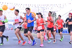 BIB: 26052, 0615, 20434, 23505
                            <button type="button" onclick="openModal(12824149)" class="btn btn-primary btn-sm float-right btn-popup" data-toggle="modal" data-target=".modal-high-quality">
                        <i class="fas fa-shopping-cart"></i> Add to Cart
                    </button>
                                            <button type="button" onclick="isThisMe(12824149, true)" class="btn btn-success btn-sm float-right btn-popup btn-isme hidden" data-toggle="tooltip" data-placement="bottom" title="นี่คือรูปของคุณใช่ไหม คลิกที่นี่เพื่อเอาเข้าอัลบั้ม">
                        <i class="fas fa-plus"></i> Add to album
                    </button>
                    <button type="button" onclick="isThisMe(12824149, false)" class="btn btn-warning btn-sm float-right btn-popup btn-isnotme hidden">
                        <i class="fas fa-ban"></i> Remove from album
                    </button>
