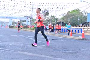 BIB: 5631
                            <button type="button" onclick="openModal(12824536)" class="btn btn-primary btn-sm float-right btn-popup" data-toggle="modal" data-target=".modal-high-quality">
                        <i class="fas fa-shopping-cart"></i> Add to Cart
                    </button>
                                            <button type="button" onclick="isThisMe(12824536, true)" class="btn btn-success btn-sm float-right btn-popup btn-isme hidden" data-toggle="tooltip" data-placement="bottom" title="นี่คือรูปของคุณใช่ไหม คลิกที่นี่เพื่อเอาเข้าอัลบั้ม">
                        <i class="fas fa-plus"></i> Add to album
                    </button>
                    <button type="button" onclick="isThisMe(12824536, false)" class="btn btn-warning btn-sm float-right btn-popup btn-isnotme hidden">
                        <i class="fas fa-ban"></i> Remove from album
                    </button>