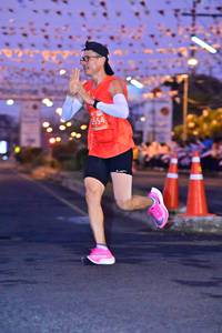 BIB: 554
                            <button type="button" onclick="openModal(12823263)" class="btn btn-primary btn-sm float-right btn-popup" data-toggle="modal" data-target=".modal-high-quality">
                        <i class="fas fa-shopping-cart"></i> Add to Cart
                    </button>
                                            <button type="button" onclick="isThisMe(12823263, true)" class="btn btn-success btn-sm float-right btn-popup btn-isme hidden" data-toggle="tooltip" data-placement="bottom" title="นี่คือรูปของคุณใช่ไหม คลิกที่นี่เพื่อเอาเข้าอัลบั้ม">
                        <i class="fas fa-plus"></i> Add to album
                    </button>
                    <button type="button" onclick="isThisMe(12823263, false)" class="btn btn-warning btn-sm float-right btn-popup btn-isnotme hidden">
                        <i class="fas fa-ban"></i> Remove from album
                    </button>