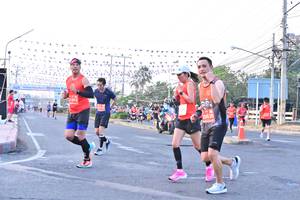 BIB: 20830
                            <button type="button" onclick="openModal(12825201)" class="btn btn-primary btn-sm float-right btn-popup" data-toggle="modal" data-target=".modal-high-quality">
                        <i class="fas fa-shopping-cart"></i> Add to Cart
                    </button>
                                            <button type="button" onclick="isThisMe(12825201, true)" class="btn btn-success btn-sm float-right btn-popup btn-isme hidden" data-toggle="tooltip" data-placement="bottom" title="นี่คือรูปของคุณใช่ไหม คลิกที่นี่เพื่อเอาเข้าอัลบั้ม">
                        <i class="fas fa-plus"></i> Add to album
                    </button>
                    <button type="button" onclick="isThisMe(12825201, false)" class="btn btn-warning btn-sm float-right btn-popup btn-isnotme hidden">
                        <i class="fas fa-ban"></i> Remove from album
                    </button>