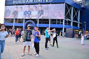 BIB: 
                            <button type="button" onclick="openModal(10531765)" class="btn btn-primary btn-sm float-right btn-popup" data-toggle="modal" data-target=".modal-high-quality">
                        <i class="fas fa-shopping-cart"></i> Add to Cart
                    </button>
                                            <button type="button" onclick="isThisMe(10531765, true)" class="btn btn-success btn-sm float-right btn-popup btn-isme hidden" data-toggle="tooltip" data-placement="bottom" title="นี่คือรูปของคุณใช่ไหม คลิกที่นี่เพื่อเอาเข้าอัลบั้ม">
                        <i class="fas fa-plus"></i> Add to album
                    </button>
                    <button type="button" onclick="isThisMe(10531765, false)" class="btn btn-warning btn-sm float-right btn-popup btn-isnotme hidden">
                        <i class="fas fa-ban"></i> Remove from album
                    </button>