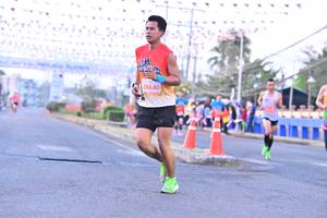 BIB: 28640
                            <button type="button" onclick="openModal(12824193)" class="btn btn-primary btn-sm float-right btn-popup" data-toggle="modal" data-target=".modal-high-quality">
                        <i class="fas fa-shopping-cart"></i> Add to Cart
                    </button>
                                            <button type="button" onclick="isThisMe(12824193, true)" class="btn btn-success btn-sm float-right btn-popup btn-isme hidden" data-toggle="tooltip" data-placement="bottom" title="นี่คือรูปของคุณใช่ไหม คลิกที่นี่เพื่อเอาเข้าอัลบั้ม">
                        <i class="fas fa-plus"></i> Add to album
                    </button>
                    <button type="button" onclick="isThisMe(12824193, false)" class="btn btn-warning btn-sm float-right btn-popup btn-isnotme hidden">
                        <i class="fas fa-ban"></i> Remove from album
                    </button>