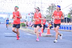 BIB: 2615, 20141, 2017
                            <button type="button" onclick="openModal(12824328)" class="btn btn-primary btn-sm float-right btn-popup" data-toggle="modal" data-target=".modal-high-quality">
                        <i class="fas fa-shopping-cart"></i> Add to Cart
                    </button>
                                            <button type="button" onclick="isThisMe(12824328, true)" class="btn btn-success btn-sm float-right btn-popup btn-isme hidden" data-toggle="tooltip" data-placement="bottom" title="นี่คือรูปของคุณใช่ไหม คลิกที่นี่เพื่อเอาเข้าอัลบั้ม">
                        <i class="fas fa-plus"></i> Add to album
                    </button>
                    <button type="button" onclick="isThisMe(12824328, false)" class="btn btn-warning btn-sm float-right btn-popup btn-isnotme hidden">
                        <i class="fas fa-ban"></i> Remove from album
                    </button>