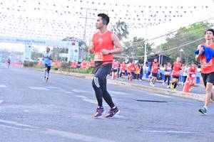 BIB: 265
                            <button type="button" onclick="openModal(12824717)" class="btn btn-primary btn-sm float-right btn-popup" data-toggle="modal" data-target=".modal-high-quality">
                        <i class="fas fa-shopping-cart"></i> Add to Cart
                    </button>
                                            <button type="button" onclick="isThisMe(12824717, true)" class="btn btn-success btn-sm float-right btn-popup btn-isme hidden" data-toggle="tooltip" data-placement="bottom" title="นี่คือรูปของคุณใช่ไหม คลิกที่นี่เพื่อเอาเข้าอัลบั้ม">
                        <i class="fas fa-plus"></i> Add to album
                    </button>
                    <button type="button" onclick="isThisMe(12824717, false)" class="btn btn-warning btn-sm float-right btn-popup btn-isnotme hidden">
                        <i class="fas fa-ban"></i> Remove from album
                    </button>