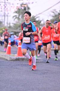 BIB: 100, 20472, 28614
                            <button type="button" onclick="openModal(12824011)" class="btn btn-primary btn-sm float-right btn-popup" data-toggle="modal" data-target=".modal-high-quality">
                        <i class="fas fa-shopping-cart"></i> Add to Cart
                    </button>
                                            <button type="button" onclick="isThisMe(12824011, true)" class="btn btn-success btn-sm float-right btn-popup btn-isme hidden" data-toggle="tooltip" data-placement="bottom" title="นี่คือรูปของคุณใช่ไหม คลิกที่นี่เพื่อเอาเข้าอัลบั้ม">
                        <i class="fas fa-plus"></i> Add to album
                    </button>
                    <button type="button" onclick="isThisMe(12824011, false)" class="btn btn-warning btn-sm float-right btn-popup btn-isnotme hidden">
                        <i class="fas fa-ban"></i> Remove from album
                    </button>
