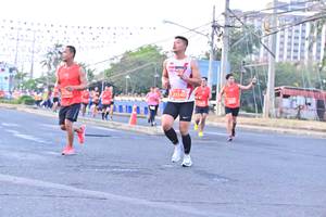 BIB: 6785, 20340
                            <button type="button" onclick="openModal(12824797)" class="btn btn-primary btn-sm float-right btn-popup" data-toggle="modal" data-target=".modal-high-quality">
                        <i class="fas fa-shopping-cart"></i> Add to Cart
                    </button>
                                            <button type="button" onclick="isThisMe(12824797, true)" class="btn btn-success btn-sm float-right btn-popup btn-isme hidden" data-toggle="tooltip" data-placement="bottom" title="นี่คือรูปของคุณใช่ไหม คลิกที่นี่เพื่อเอาเข้าอัลบั้ม">
                        <i class="fas fa-plus"></i> Add to album
                    </button>
                    <button type="button" onclick="isThisMe(12824797, false)" class="btn btn-warning btn-sm float-right btn-popup btn-isnotme hidden">
                        <i class="fas fa-ban"></i> Remove from album
                    </button>