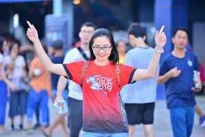 BIB: 2019
                            <button type="button" onclick="openModal(10532505)" class="btn btn-primary btn-sm float-right btn-popup" data-toggle="modal" data-target=".modal-high-quality">
                        <i class="fas fa-shopping-cart"></i> Add to Cart
                    </button>
                                            <button type="button" onclick="isThisMe(10532505, true)" class="btn btn-success btn-sm float-right btn-popup btn-isme hidden" data-toggle="tooltip" data-placement="bottom" title="นี่คือรูปของคุณใช่ไหม คลิกที่นี่เพื่อเอาเข้าอัลบั้ม">
                        <i class="fas fa-plus"></i> Add to album
                    </button>
                    <button type="button" onclick="isThisMe(10532505, false)" class="btn btn-warning btn-sm float-right btn-popup btn-isnotme hidden">
                        <i class="fas fa-ban"></i> Remove from album
                    </button>