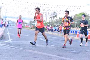 BIB: 952, 27330
                            <button type="button" onclick="openModal(12824832)" class="btn btn-primary btn-sm float-right btn-popup" data-toggle="modal" data-target=".modal-high-quality">
                        <i class="fas fa-shopping-cart"></i> Add to Cart
                    </button>
                                            <button type="button" onclick="isThisMe(12824832, true)" class="btn btn-success btn-sm float-right btn-popup btn-isme hidden" data-toggle="tooltip" data-placement="bottom" title="นี่คือรูปของคุณใช่ไหม คลิกที่นี่เพื่อเอาเข้าอัลบั้ม">
                        <i class="fas fa-plus"></i> Add to album
                    </button>
                    <button type="button" onclick="isThisMe(12824832, false)" class="btn btn-warning btn-sm float-right btn-popup btn-isnotme hidden">
                        <i class="fas fa-ban"></i> Remove from album
                    </button>