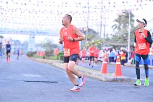 BIB: 21657, 26780
                            <button type="button" onclick="openModal(12824304)" class="btn btn-primary btn-sm float-right btn-popup" data-toggle="modal" data-target=".modal-high-quality">
                        <i class="fas fa-shopping-cart"></i> Add to Cart
                    </button>
                                            <button type="button" onclick="isThisMe(12824304, true)" class="btn btn-success btn-sm float-right btn-popup btn-isme hidden" data-toggle="tooltip" data-placement="bottom" title="นี่คือรูปของคุณใช่ไหม คลิกที่นี่เพื่อเอาเข้าอัลบั้ม">
                        <i class="fas fa-plus"></i> Add to album
                    </button>
                    <button type="button" onclick="isThisMe(12824304, false)" class="btn btn-warning btn-sm float-right btn-popup btn-isnotme hidden">
                        <i class="fas fa-ban"></i> Remove from album
                    </button>