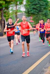 BIB: 21463, 20139
                            <button type="button" onclick="openModal(12906909)" class="btn btn-primary btn-sm float-right btn-popup" data-toggle="modal" data-target=".modal-high-quality">
                        <i class="fas fa-shopping-cart"></i> Add to Cart
                    </button>
                                            <button type="button" onclick="isThisMe(12906909, true)" class="btn btn-success btn-sm float-right btn-popup btn-isme hidden" data-toggle="tooltip" data-placement="bottom" title="นี่คือรูปของคุณใช่ไหม คลิกที่นี่เพื่อเอาเข้าอัลบั้ม">
                        <i class="fas fa-plus"></i> Add to album
                    </button>
                    <button type="button" onclick="isThisMe(12906909, false)" class="btn btn-warning btn-sm float-right btn-popup btn-isnotme hidden">
                        <i class="fas fa-ban"></i> Remove from album
                    </button>