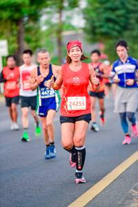 BIB: 44728, 24255
                            <button type="button" onclick="openModal(12907256)" class="btn btn-primary btn-sm float-right btn-popup" data-toggle="modal" data-target=".modal-high-quality">
                        <i class="fas fa-shopping-cart"></i> Add to Cart
                    </button>
                                            <button type="button" onclick="isThisMe(12907256, true)" class="btn btn-success btn-sm float-right btn-popup btn-isme hidden" data-toggle="tooltip" data-placement="bottom" title="นี่คือรูปของคุณใช่ไหม คลิกที่นี่เพื่อเอาเข้าอัลบั้ม">
                        <i class="fas fa-plus"></i> Add to album
                    </button>
                    <button type="button" onclick="isThisMe(12907256, false)" class="btn btn-warning btn-sm float-right btn-popup btn-isnotme hidden">
                        <i class="fas fa-ban"></i> Remove from album
                    </button>