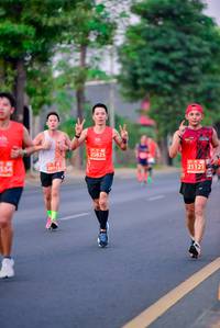 BIB: 25825, 21121, 20953
                            <button type="button" onclick="openModal(12913840)" class="btn btn-primary btn-sm float-right btn-popup" data-toggle="modal" data-target=".modal-high-quality">
                        <i class="fas fa-shopping-cart"></i> Add to Cart
                    </button>
                                            <button type="button" onclick="isThisMe(12913840, true)" class="btn btn-success btn-sm float-right btn-popup btn-isme hidden" data-toggle="tooltip" data-placement="bottom" title="นี่คือรูปของคุณใช่ไหม คลิกที่นี่เพื่อเอาเข้าอัลบั้ม">
                        <i class="fas fa-plus"></i> Add to album
                    </button>
                    <button type="button" onclick="isThisMe(12913840, false)" class="btn btn-warning btn-sm float-right btn-popup btn-isnotme hidden">
                        <i class="fas fa-ban"></i> Remove from album
                    </button>