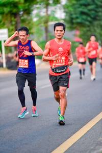 BIB: 1713, 21379
                            <button type="button" onclick="openModal(12906914)" class="btn btn-primary btn-sm float-right btn-popup" data-toggle="modal" data-target=".modal-high-quality">
                        <i class="fas fa-shopping-cart"></i> Add to Cart
                    </button>
                                            <button type="button" onclick="isThisMe(12906914, true)" class="btn btn-success btn-sm float-right btn-popup btn-isme hidden" data-toggle="tooltip" data-placement="bottom" title="นี่คือรูปของคุณใช่ไหม คลิกที่นี่เพื่อเอาเข้าอัลบั้ม">
                        <i class="fas fa-plus"></i> Add to album
                    </button>
                    <button type="button" onclick="isThisMe(12906914, false)" class="btn btn-warning btn-sm float-right btn-popup btn-isnotme hidden">
                        <i class="fas fa-ban"></i> Remove from album
                    </button>
