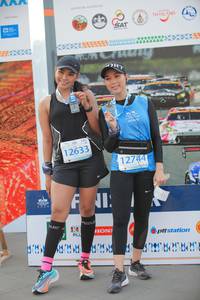 BIB: 509, 52329
                            <button type="button" onclick="openModal(10465661)" class="btn btn-primary btn-sm float-right btn-popup" data-toggle="modal" data-target=".modal-high-quality">
                        <i class="fas fa-shopping-cart"></i> Add to Cart
                    </button>
                                            <button type="button" onclick="isThisMe(10465661, true)" class="btn btn-success btn-sm float-right btn-popup btn-isme hidden" data-toggle="tooltip" data-placement="bottom" title="นี่คือรูปของคุณใช่ไหม คลิกที่นี่เพื่อเอาเข้าอัลบั้ม">
                        <i class="fas fa-plus"></i> Add to album
                    </button>
                    <button type="button" onclick="isThisMe(10465661, false)" class="btn btn-warning btn-sm float-right btn-popup btn-isnotme hidden">
                        <i class="fas fa-ban"></i> Remove from album
                    </button>