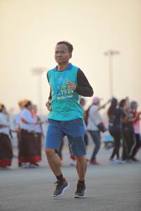 BIB: 1924
                            <button type="button" onclick="openModal(10513067)" class="btn btn-primary btn-sm float-right btn-popup" data-toggle="modal" data-target=".modal-high-quality">
                        <i class="fas fa-shopping-cart"></i> Add to Cart
                    </button>
                                            <button type="button" onclick="isThisMe(10513067, true)" class="btn btn-success btn-sm float-right btn-popup btn-isme hidden" data-toggle="tooltip" data-placement="bottom" title="นี่คือรูปของคุณใช่ไหม คลิกที่นี่เพื่อเอาเข้าอัลบั้ม">
                        <i class="fas fa-plus"></i> Add to album
                    </button>
                    <button type="button" onclick="isThisMe(10513067, false)" class="btn btn-warning btn-sm float-right btn-popup btn-isnotme hidden">
                        <i class="fas fa-ban"></i> Remove from album
                    </button>