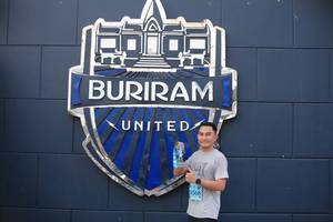 BIB: 5310
                            <button type="button" onclick="openModal(10463106)" class="btn btn-primary btn-sm float-right btn-popup" data-toggle="modal" data-target=".modal-high-quality">
                        <i class="fas fa-shopping-cart"></i> Add to Cart
                    </button>
                                            <button type="button" onclick="isThisMe(10463106, true)" class="btn btn-success btn-sm float-right btn-popup btn-isme hidden" data-toggle="tooltip" data-placement="bottom" title="นี่คือรูปของคุณใช่ไหม คลิกที่นี่เพื่อเอาเข้าอัลบั้ม">
                        <i class="fas fa-plus"></i> Add to album
                    </button>
                    <button type="button" onclick="isThisMe(10463106, false)" class="btn btn-warning btn-sm float-right btn-popup btn-isnotme hidden">
                        <i class="fas fa-ban"></i> Remove from album
                    </button>