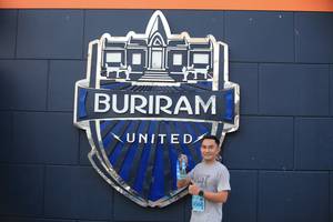 BIB: 53055
                            <button type="button" onclick="openModal(10463089)" class="btn btn-primary btn-sm float-right btn-popup" data-toggle="modal" data-target=".modal-high-quality">
                        <i class="fas fa-shopping-cart"></i> Add to Cart
                    </button>
                                            <button type="button" onclick="isThisMe(10463089, true)" class="btn btn-success btn-sm float-right btn-popup btn-isme hidden" data-toggle="tooltip" data-placement="bottom" title="นี่คือรูปของคุณใช่ไหม คลิกที่นี่เพื่อเอาเข้าอัลบั้ม">
                        <i class="fas fa-plus"></i> Add to album
                    </button>
                    <button type="button" onclick="isThisMe(10463089, false)" class="btn btn-warning btn-sm float-right btn-popup btn-isnotme hidden">
                        <i class="fas fa-ban"></i> Remove from album
                    </button>