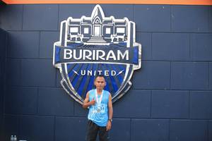 BIB: 50953
                            <button type="button" onclick="openModal(10463535)" class="btn btn-primary btn-sm float-right btn-popup" data-toggle="modal" data-target=".modal-high-quality">
                        <i class="fas fa-shopping-cart"></i> Add to Cart
                    </button>
                                            <button type="button" onclick="isThisMe(10463535, true)" class="btn btn-success btn-sm float-right btn-popup btn-isme hidden" data-toggle="tooltip" data-placement="bottom" title="นี่คือรูปของคุณใช่ไหม คลิกที่นี่เพื่อเอาเข้าอัลบั้ม">
                        <i class="fas fa-plus"></i> Add to album
                    </button>
                    <button type="button" onclick="isThisMe(10463535, false)" class="btn btn-warning btn-sm float-right btn-popup btn-isnotme hidden">
                        <i class="fas fa-ban"></i> Remove from album
                    </button>