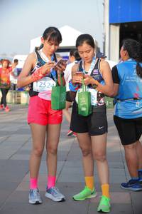 BIB: 53230
                            <button type="button" onclick="openModal(10467668)" class="btn btn-primary btn-sm float-right btn-popup" data-toggle="modal" data-target=".modal-high-quality">
                        <i class="fas fa-shopping-cart"></i> Add to Cart
                    </button>
                                            <button type="button" onclick="isThisMe(10467668, true)" class="btn btn-success btn-sm float-right btn-popup btn-isme hidden" data-toggle="tooltip" data-placement="bottom" title="นี่คือรูปของคุณใช่ไหม คลิกที่นี่เพื่อเอาเข้าอัลบั้ม">
                        <i class="fas fa-plus"></i> Add to album
                    </button>
                    <button type="button" onclick="isThisMe(10467668, false)" class="btn btn-warning btn-sm float-right btn-popup btn-isnotme hidden">
                        <i class="fas fa-ban"></i> Remove from album
                    </button>