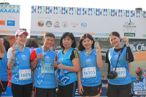 BIB: 80238, 0319
                            <button type="button" onclick="openModal(10493941)" class="btn btn-primary btn-sm float-right btn-popup" data-toggle="modal" data-target=".modal-high-quality">
                        <i class="fas fa-shopping-cart"></i> Add to Cart
                    </button>
                                            <button type="button" onclick="isThisMe(10493941, true)" class="btn btn-success btn-sm float-right btn-popup btn-isme hidden" data-toggle="tooltip" data-placement="bottom" title="นี่คือรูปของคุณใช่ไหม คลิกที่นี่เพื่อเอาเข้าอัลบั้ม">
                        <i class="fas fa-plus"></i> Add to album
                    </button>
                    <button type="button" onclick="isThisMe(10493941, false)" class="btn btn-warning btn-sm float-right btn-popup btn-isnotme hidden">
                        <i class="fas fa-ban"></i> Remove from album
                    </button>