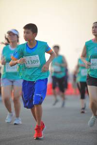 BIB: 1309
                            <button type="button" onclick="openModal(10512525)" class="btn btn-primary btn-sm float-right btn-popup" data-toggle="modal" data-target=".modal-high-quality">
                        <i class="fas fa-shopping-cart"></i> Add to Cart
                    </button>
                                            <button type="button" onclick="isThisMe(10512525, true)" class="btn btn-success btn-sm float-right btn-popup btn-isme hidden" data-toggle="tooltip" data-placement="bottom" title="นี่คือรูปของคุณใช่ไหม คลิกที่นี่เพื่อเอาเข้าอัลบั้ม">
                        <i class="fas fa-plus"></i> Add to album
                    </button>
                    <button type="button" onclick="isThisMe(10512525, false)" class="btn btn-warning btn-sm float-right btn-popup btn-isnotme hidden">
                        <i class="fas fa-ban"></i> Remove from album
                    </button>