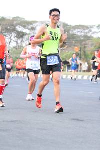 BIB: 40318, 43301
                            <button type="button" onclick="openModal(11584033)" class="btn btn-primary btn-sm float-right btn-popup" data-toggle="modal" data-target=".modal-high-quality">
                        <i class="fas fa-shopping-cart"></i> Add to Cart
                    </button>
                                            <button type="button" onclick="isThisMe(11584033, true)" class="btn btn-success btn-sm float-right btn-popup btn-isme hidden" data-toggle="tooltip" data-placement="bottom" title="นี่คือรูปของคุณใช่ไหม คลิกที่นี่เพื่อเอาเข้าอัลบั้ม">
                        <i class="fas fa-plus"></i> Add to album
                    </button>
                    <button type="button" onclick="isThisMe(11584033, false)" class="btn btn-warning btn-sm float-right btn-popup btn-isnotme hidden">
                        <i class="fas fa-ban"></i> Remove from album
                    </button>