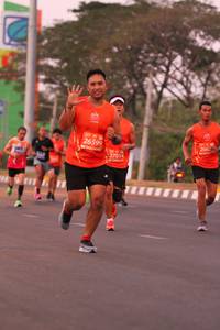 BIB: 26599, 2062, 27014
                            <button type="button" onclick="openModal(11442838)" class="btn btn-primary btn-sm float-right btn-popup" data-toggle="modal" data-target=".modal-high-quality">
                        <i class="fas fa-shopping-cart"></i> Add to Cart
                    </button>
                                            <button type="button" onclick="isThisMe(11442838, true)" class="btn btn-success btn-sm float-right btn-popup btn-isme hidden" data-toggle="tooltip" data-placement="bottom" title="นี่คือรูปของคุณใช่ไหม คลิกที่นี่เพื่อเอาเข้าอัลบั้ม">
                        <i class="fas fa-plus"></i> Add to album
                    </button>
                    <button type="button" onclick="isThisMe(11442838, false)" class="btn btn-warning btn-sm float-right btn-popup btn-isnotme hidden">
                        <i class="fas fa-ban"></i> Remove from album
                    </button>