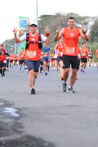 BIB: 126725, 21798
                            <button type="button" onclick="openModal(11545092)" class="btn btn-primary btn-sm float-right btn-popup" data-toggle="modal" data-target=".modal-high-quality">
                        <i class="fas fa-shopping-cart"></i> Add to Cart
                    </button>
                                            <button type="button" onclick="isThisMe(11545092, true)" class="btn btn-success btn-sm float-right btn-popup btn-isme hidden" data-toggle="tooltip" data-placement="bottom" title="นี่คือรูปของคุณใช่ไหม คลิกที่นี่เพื่อเอาเข้าอัลบั้ม">
                        <i class="fas fa-plus"></i> Add to album
                    </button>
                    <button type="button" onclick="isThisMe(11545092, false)" class="btn btn-warning btn-sm float-right btn-popup btn-isnotme hidden">
                        <i class="fas fa-ban"></i> Remove from album
                    </button>