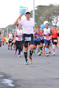 BIB: 40348
                            <button type="button" onclick="openModal(11541211)" class="btn btn-primary btn-sm float-right btn-popup" data-toggle="modal" data-target=".modal-high-quality">
                        <i class="fas fa-shopping-cart"></i> Add to Cart
                    </button>
                                            <button type="button" onclick="isThisMe(11541211, true)" class="btn btn-success btn-sm float-right btn-popup btn-isme hidden" data-toggle="tooltip" data-placement="bottom" title="นี่คือรูปของคุณใช่ไหม คลิกที่นี่เพื่อเอาเข้าอัลบั้ม">
                        <i class="fas fa-plus"></i> Add to album
                    </button>
                    <button type="button" onclick="isThisMe(11541211, false)" class="btn btn-warning btn-sm float-right btn-popup btn-isnotme hidden">
                        <i class="fas fa-ban"></i> Remove from album
                    </button>