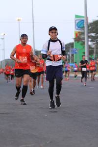 BIB: 301, 27299, 12322
                            <button type="button" onclick="openModal(11534659)" class="btn btn-primary btn-sm float-right btn-popup" data-toggle="modal" data-target=".modal-high-quality">
                        <i class="fas fa-shopping-cart"></i> Add to Cart
                    </button>
                                            <button type="button" onclick="isThisMe(11534659, true)" class="btn btn-success btn-sm float-right btn-popup btn-isme hidden" data-toggle="tooltip" data-placement="bottom" title="นี่คือรูปของคุณใช่ไหม คลิกที่นี่เพื่อเอาเข้าอัลบั้ม">
                        <i class="fas fa-plus"></i> Add to album
                    </button>
                    <button type="button" onclick="isThisMe(11534659, false)" class="btn btn-warning btn-sm float-right btn-popup btn-isnotme hidden">
                        <i class="fas fa-ban"></i> Remove from album
                    </button>
