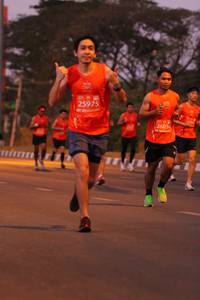 BIB: 102, 25975, 26034
                            <button type="button" onclick="openModal(11439119)" class="btn btn-primary btn-sm float-right btn-popup" data-toggle="modal" data-target=".modal-high-quality">
                        <i class="fas fa-shopping-cart"></i> Add to Cart
                    </button>
                                            <button type="button" onclick="isThisMe(11439119, true)" class="btn btn-success btn-sm float-right btn-popup btn-isme hidden" data-toggle="tooltip" data-placement="bottom" title="นี่คือรูปของคุณใช่ไหม คลิกที่นี่เพื่อเอาเข้าอัลบั้ม">
                        <i class="fas fa-plus"></i> Add to album
                    </button>
                    <button type="button" onclick="isThisMe(11439119, false)" class="btn btn-warning btn-sm float-right btn-popup btn-isnotme hidden">
                        <i class="fas fa-ban"></i> Remove from album
                    </button>