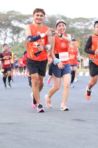 BIB: 8137, 23035
                            <button type="button" onclick="openModal(11584128)" class="btn btn-primary btn-sm float-right btn-popup" data-toggle="modal" data-target=".modal-high-quality">
                        <i class="fas fa-shopping-cart"></i> Add to Cart
                    </button>
                                            <button type="button" onclick="isThisMe(11584128, true)" class="btn btn-success btn-sm float-right btn-popup btn-isme hidden" data-toggle="tooltip" data-placement="bottom" title="นี่คือรูปของคุณใช่ไหม คลิกที่นี่เพื่อเอาเข้าอัลบั้ม">
                        <i class="fas fa-plus"></i> Add to album
                    </button>
                    <button type="button" onclick="isThisMe(11584128, false)" class="btn btn-warning btn-sm float-right btn-popup btn-isnotme hidden">
                        <i class="fas fa-ban"></i> Remove from album
                    </button>