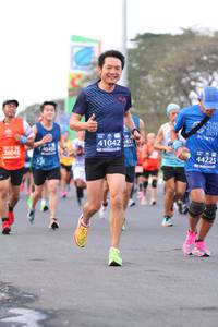 BIB: 201, 41042, 40435, 26042, 44225
                            <button type="button" onclick="openModal(11541065)" class="btn btn-primary btn-sm float-right btn-popup" data-toggle="modal" data-target=".modal-high-quality">
                        <i class="fas fa-shopping-cart"></i> Add to Cart
                    </button>
                                            <button type="button" onclick="isThisMe(11541065, true)" class="btn btn-success btn-sm float-right btn-popup btn-isme hidden" data-toggle="tooltip" data-placement="bottom" title="นี่คือรูปของคุณใช่ไหม คลิกที่นี่เพื่อเอาเข้าอัลบั้ม">
                        <i class="fas fa-plus"></i> Add to album
                    </button>
                    <button type="button" onclick="isThisMe(11541065, false)" class="btn btn-warning btn-sm float-right btn-popup btn-isnotme hidden">
                        <i class="fas fa-ban"></i> Remove from album
                    </button>
