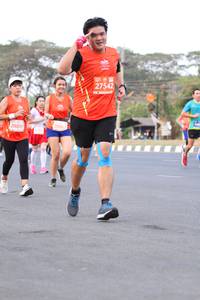 BIB: 27542, 28897
                            <button type="button" onclick="openModal(11544293)" class="btn btn-primary btn-sm float-right btn-popup" data-toggle="modal" data-target=".modal-high-quality">
                        <i class="fas fa-shopping-cart"></i> Add to Cart
                    </button>
                                            <button type="button" onclick="isThisMe(11544293, true)" class="btn btn-success btn-sm float-right btn-popup btn-isme hidden" data-toggle="tooltip" data-placement="bottom" title="นี่คือรูปของคุณใช่ไหม คลิกที่นี่เพื่อเอาเข้าอัลบั้ม">
                        <i class="fas fa-plus"></i> Add to album
                    </button>
                    <button type="button" onclick="isThisMe(11544293, false)" class="btn btn-warning btn-sm float-right btn-popup btn-isnotme hidden">
                        <i class="fas fa-ban"></i> Remove from album
                    </button>