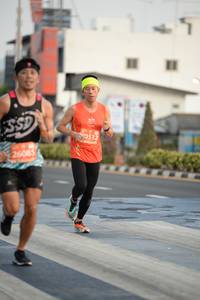 BIB: 0512, 26085
                            <button type="button" onclick="openModal(10810452)" class="btn btn-primary btn-sm float-right btn-popup" data-toggle="modal" data-target=".modal-high-quality">
                        <i class="fas fa-shopping-cart"></i> Add to Cart
                    </button>
                                            <button type="button" onclick="isThisMe(10810452, true)" class="btn btn-success btn-sm float-right btn-popup btn-isme hidden" data-toggle="tooltip" data-placement="bottom" title="นี่คือรูปของคุณใช่ไหม คลิกที่นี่เพื่อเอาเข้าอัลบั้ม">
                        <i class="fas fa-plus"></i> Add to album
                    </button>
                    <button type="button" onclick="isThisMe(10810452, false)" class="btn btn-warning btn-sm float-right btn-popup btn-isnotme hidden">
                        <i class="fas fa-ban"></i> Remove from album
                    </button>