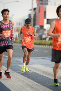 BIB: 21721, 42195, 21886
                            <button type="button" onclick="openModal(11998910)" class="btn btn-primary btn-sm float-right btn-popup" data-toggle="modal" data-target=".modal-high-quality">
                        <i class="fas fa-shopping-cart"></i> Add to Cart
                    </button>
                                            <button type="button" onclick="isThisMe(11998910, true)" class="btn btn-success btn-sm float-right btn-popup btn-isme hidden" data-toggle="tooltip" data-placement="bottom" title="นี่คือรูปของคุณใช่ไหม คลิกที่นี่เพื่อเอาเข้าอัลบั้ม">
                        <i class="fas fa-plus"></i> Add to album
                    </button>
                    <button type="button" onclick="isThisMe(11998910, false)" class="btn btn-warning btn-sm float-right btn-popup btn-isnotme hidden">
                        <i class="fas fa-ban"></i> Remove from album
                    </button>