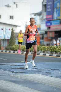 BIB: 26753
                            <button type="button" onclick="openModal(10750604)" class="btn btn-primary btn-sm float-right btn-popup" data-toggle="modal" data-target=".modal-high-quality">
                        <i class="fas fa-shopping-cart"></i> Add to Cart
                    </button>
                                            <button type="button" onclick="isThisMe(10750604, true)" class="btn btn-success btn-sm float-right btn-popup btn-isme hidden" data-toggle="tooltip" data-placement="bottom" title="นี่คือรูปของคุณใช่ไหม คลิกที่นี่เพื่อเอาเข้าอัลบั้ม">
                        <i class="fas fa-plus"></i> Add to album
                    </button>
                    <button type="button" onclick="isThisMe(10750604, false)" class="btn btn-warning btn-sm float-right btn-popup btn-isnotme hidden">
                        <i class="fas fa-ban"></i> Remove from album
                    </button>