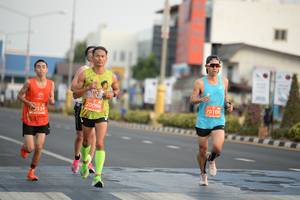 BIB: 70100, 20096, 139
                            <button type="button" onclick="openModal(10836665)" class="btn btn-primary btn-sm float-right btn-popup" data-toggle="modal" data-target=".modal-high-quality">
                        <i class="fas fa-shopping-cart"></i> Add to Cart
                    </button>
                                            <button type="button" onclick="isThisMe(10836665, true)" class="btn btn-success btn-sm float-right btn-popup btn-isme hidden" data-toggle="tooltip" data-placement="bottom" title="นี่คือรูปของคุณใช่ไหม คลิกที่นี่เพื่อเอาเข้าอัลบั้ม">
                        <i class="fas fa-plus"></i> Add to album
                    </button>
                    <button type="button" onclick="isThisMe(10836665, false)" class="btn btn-warning btn-sm float-right btn-popup btn-isnotme hidden">
                        <i class="fas fa-ban"></i> Remove from album
                    </button>