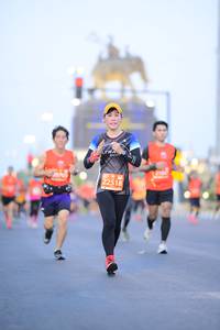 BIB: 0705, 22518
                            <button type="button" onclick="openModal(10602423)" class="btn btn-primary btn-sm float-right btn-popup" data-toggle="modal" data-target=".modal-high-quality">
                        <i class="fas fa-shopping-cart"></i> Add to Cart
                    </button>
                                            <button type="button" onclick="isThisMe(10602423, true)" class="btn btn-success btn-sm float-right btn-popup btn-isme hidden" data-toggle="tooltip" data-placement="bottom" title="นี่คือรูปของคุณใช่ไหม คลิกที่นี่เพื่อเอาเข้าอัลบั้ม">
                        <i class="fas fa-plus"></i> Add to album
                    </button>
                    <button type="button" onclick="isThisMe(10602423, false)" class="btn btn-warning btn-sm float-right btn-popup btn-isnotme hidden">
                        <i class="fas fa-ban"></i> Remove from album
                    </button>
