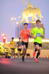 BIB: 40269, 20152
                            <button type="button" onclick="openModal(10578118)" class="btn btn-primary btn-sm float-right btn-popup" data-toggle="modal" data-target=".modal-high-quality">
                        <i class="fas fa-shopping-cart"></i> Add to Cart
                    </button>
                                            <button type="button" onclick="isThisMe(10578118, true)" class="btn btn-success btn-sm float-right btn-popup btn-isme hidden" data-toggle="tooltip" data-placement="bottom" title="นี่คือรูปของคุณใช่ไหม คลิกที่นี่เพื่อเอาเข้าอัลบั้ม">
                        <i class="fas fa-plus"></i> Add to album
                    </button>
                    <button type="button" onclick="isThisMe(10578118, false)" class="btn btn-warning btn-sm float-right btn-popup btn-isnotme hidden">
                        <i class="fas fa-ban"></i> Remove from album
                    </button>